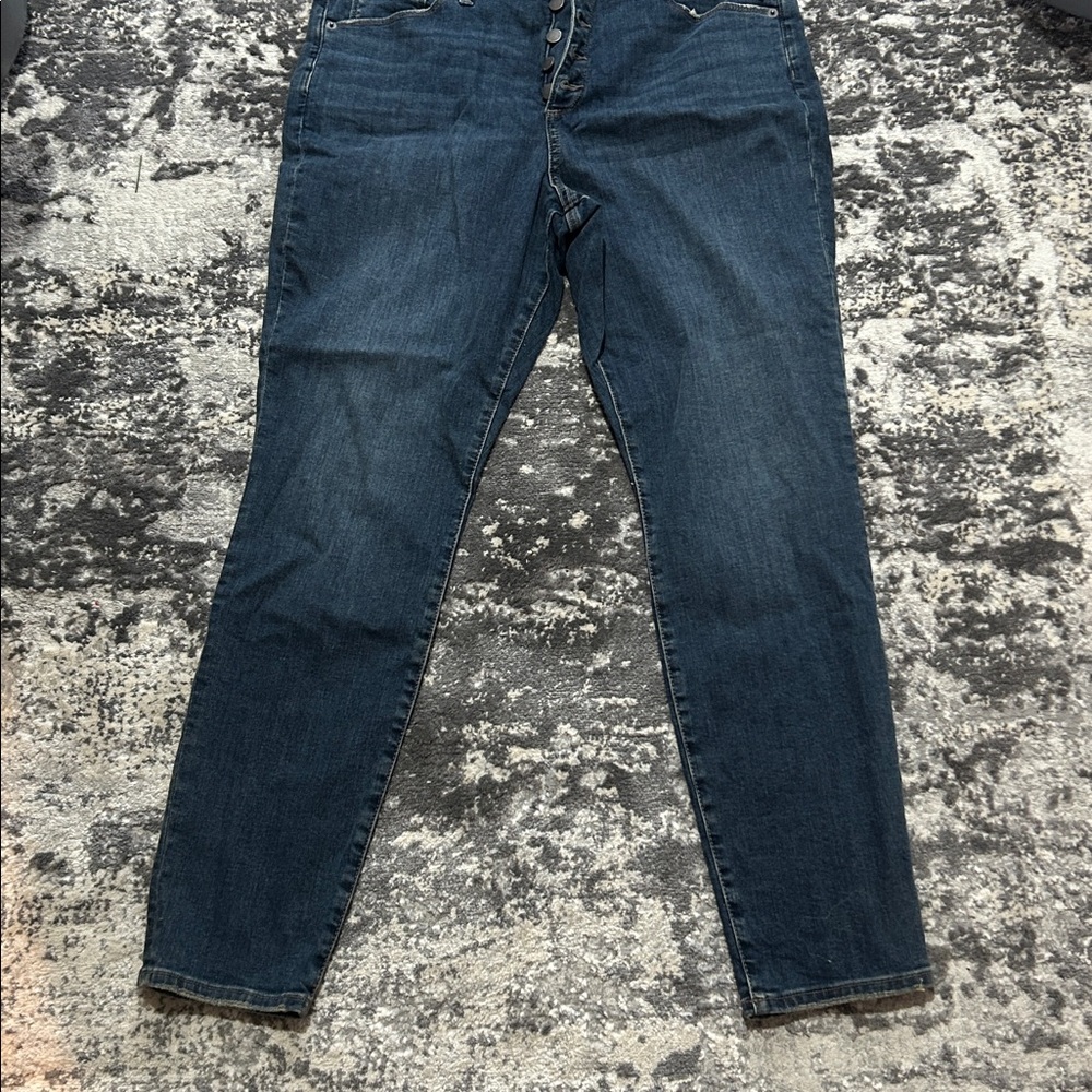 Universal Thread High Rise Skinny - Picture 3 of 3